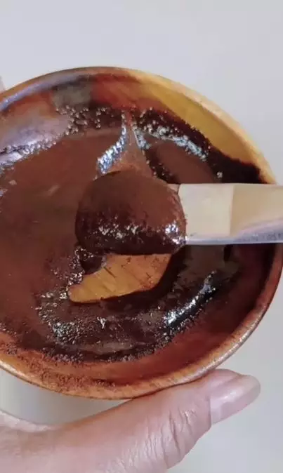 Cara membuat scrub untuk atasi kaki belang pakai 2 bahan dapur Berbagai sumber