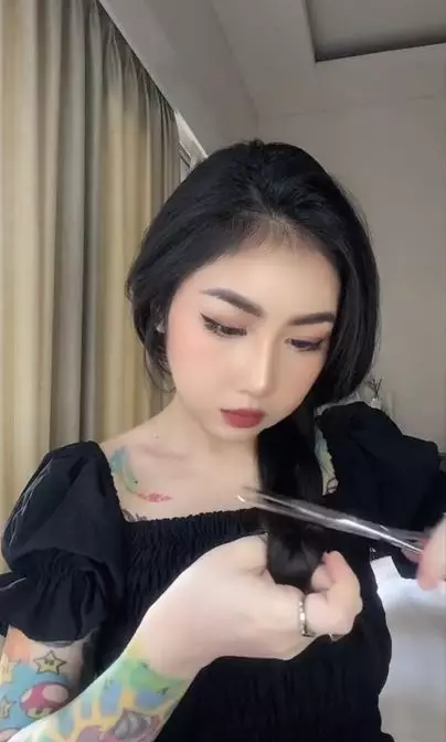 Trik hilangkan rambut bercabang dengan mudah tanpa potong pendek Berbagai sumber Trik hilangkan rambut bercabang dengan mudah tanpa potong pendek Berbagai sumber