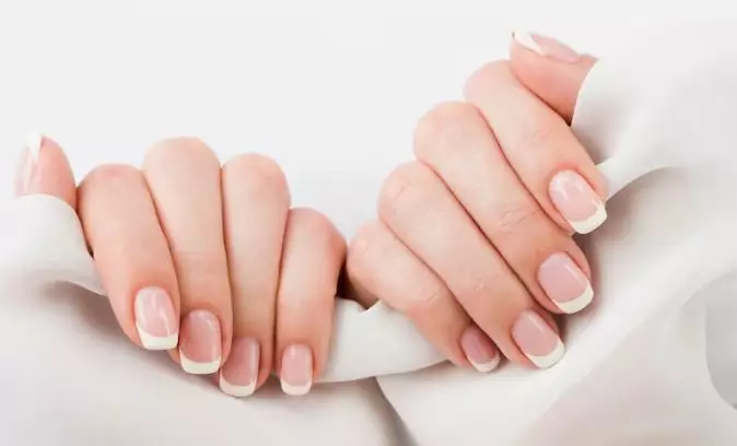 cara memilih cat kutek berdasarkan warna kulit berbagai sumber