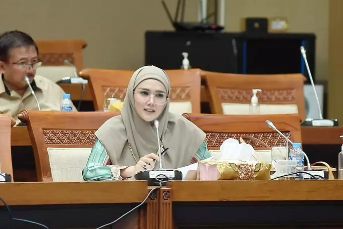 gaya Mulan Jameela di keseharian © Instagram