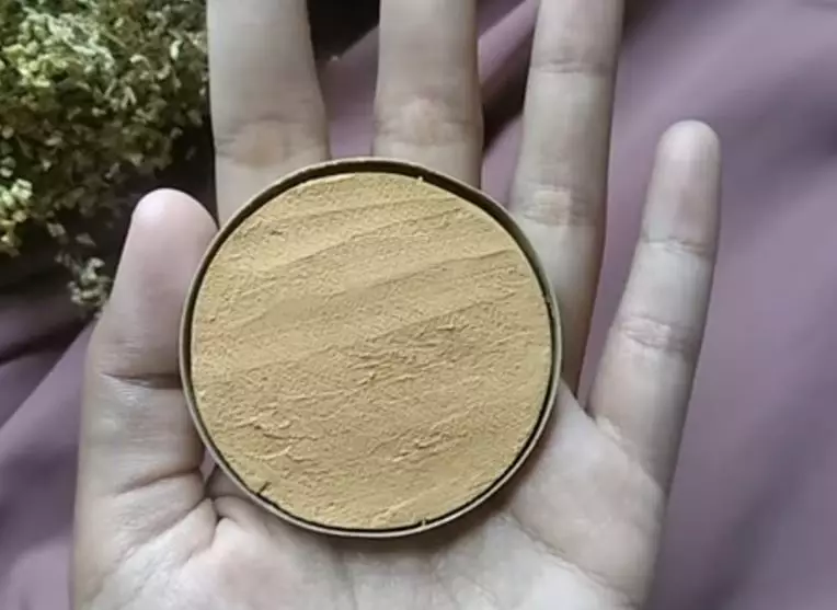 Cara membuat bedak two way cake pakai 3 produk makeup Berbagai sumber