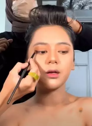 step makeup Korean look ala Ziva Magnolya berbagai sumber step makeup Korean look ala Ziva Magnolya berbagai sumber