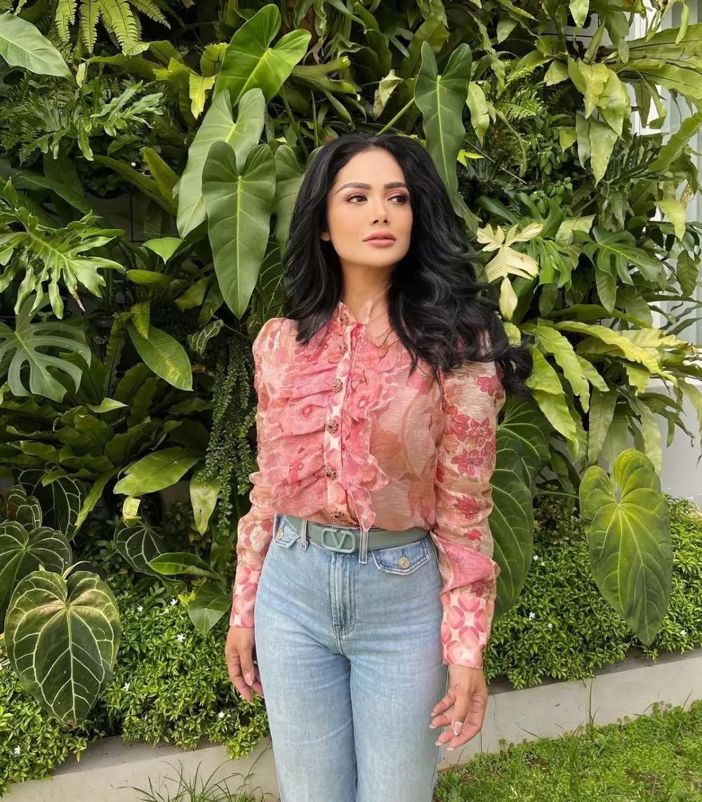 pesona seleb awet muda sudah jadi nenek © instagram