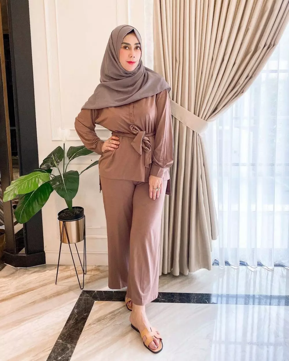 pesona seleb awet muda sudah jadi nenek © instagram