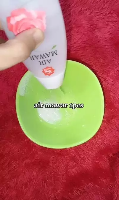 Cara membuat deodoran spray pakai 2 bahan  Berbagai sumber