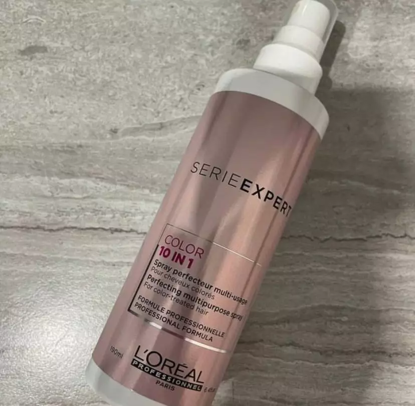 Rekomendasi vitamin rambut untuk melindungi dari panas catokan © 2023 brilio.net Rekomendasi vitamin rambut untuk melindungi dari panas catokan © 2023 brilio.net