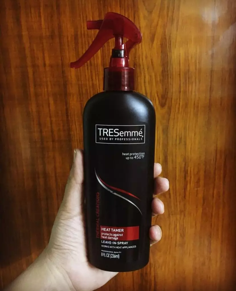 Rekomendasi vitamin rambut untuk melindungi dari panas catokan © 2023 brilio.net Rekomendasi vitamin rambut untuk melindungi dari panas catokan © 2023 brilio.net