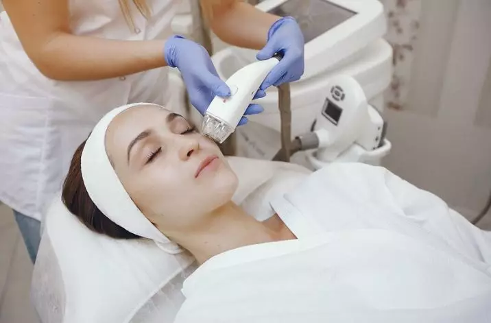 perawatan kecantikan kulit Aura Kasih berbagai sumber