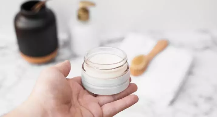 perawatan kecantikan kulit Aura Kasih berbagai sumber