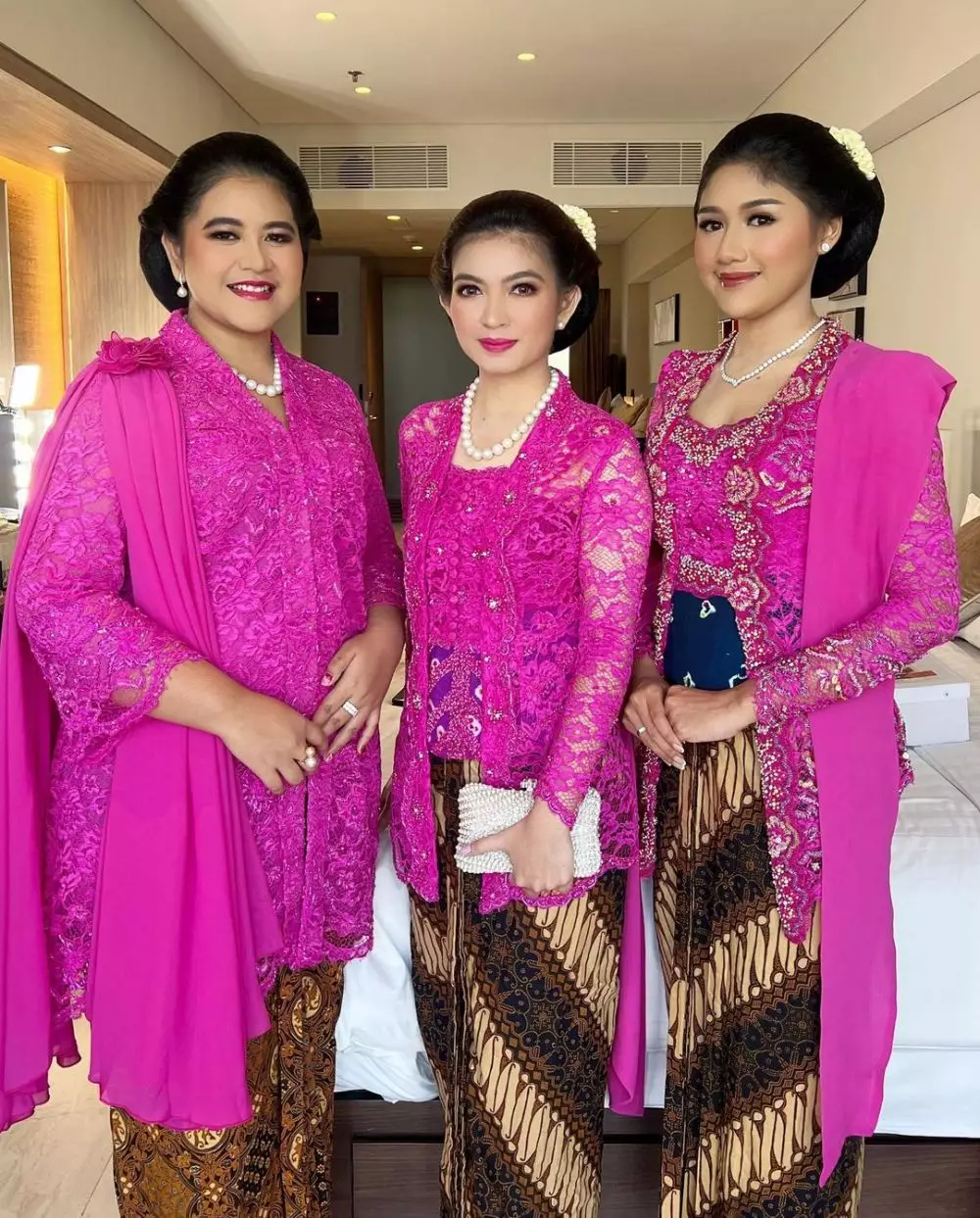 potret selvi ananda di pernikahan adik bungsu jokowi © berbagai sumber