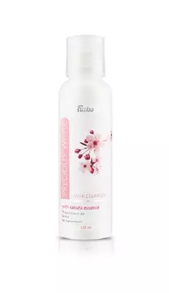 Rekomendasi produk pembersih wajah lokal © 2023 brilio.net