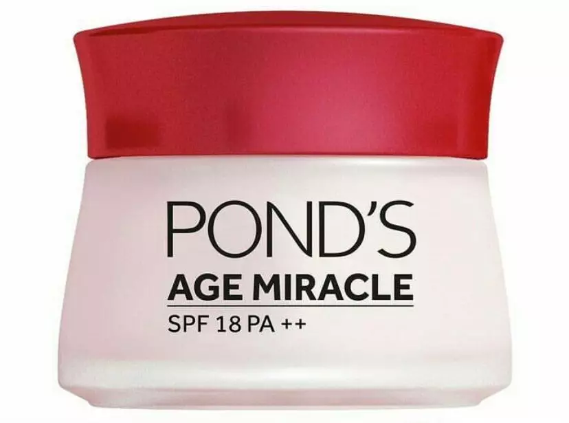 Moisturizer antiaging harga di bawah Rp 200 ribu © berbagai sumber Moisturizer antiaging harga di bawah Rp 200 ribu © berbagai sumber