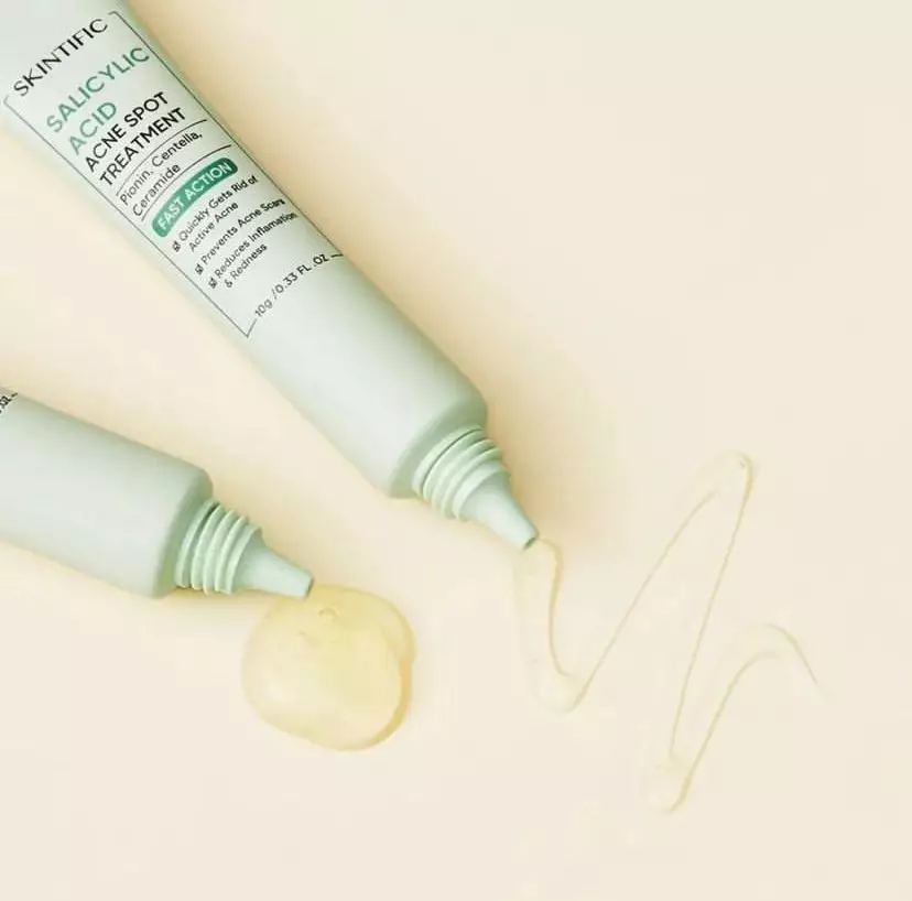 Rekomendasi acne spot ampuh © 2023 brilio.net Rekomendasi acne spot ampuh © 2023 brilio.net