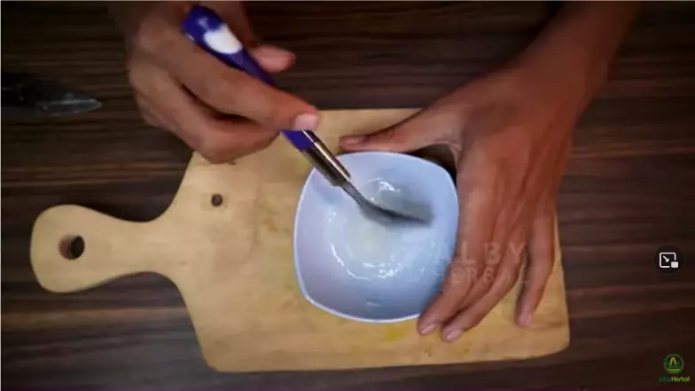 cara menghilangkan kumis halus berbagai sumber