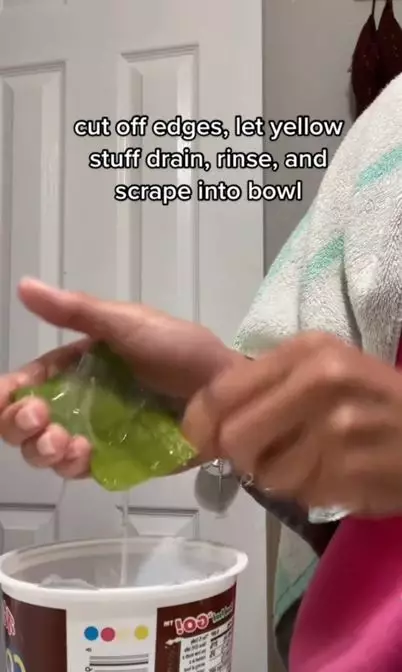 Trik merawat rambut keriting pakai 1 bahan alami Berbagai sumber