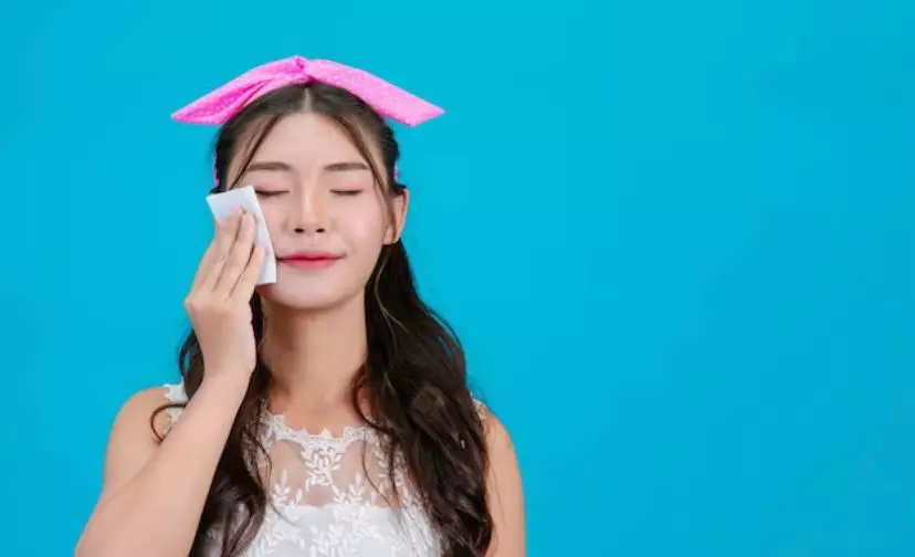 Cara atasi makeup yang menggelap akibat oksidasi © 2023 brilio.net