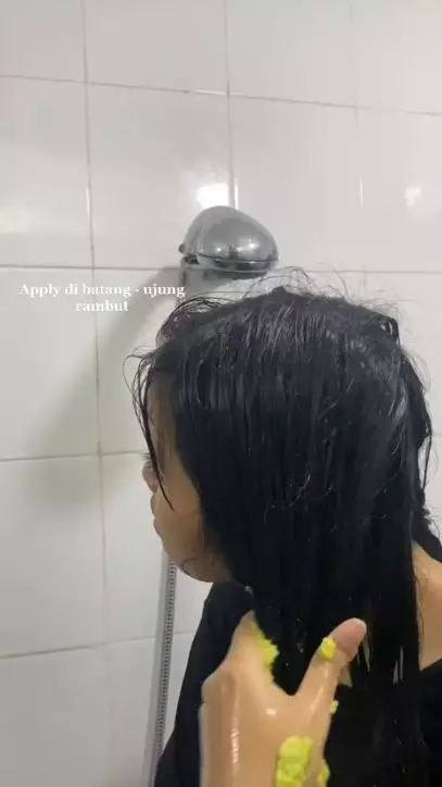 Trik atasi rambut kasar dan bercabang pakai 2 bahan alami Berbagai sumber