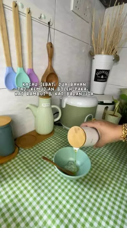 Cara mengatasi rambut rontok dan kusam agar lebat sekaligus berkilau pakai 2 bahan dapur Berbagai sumber