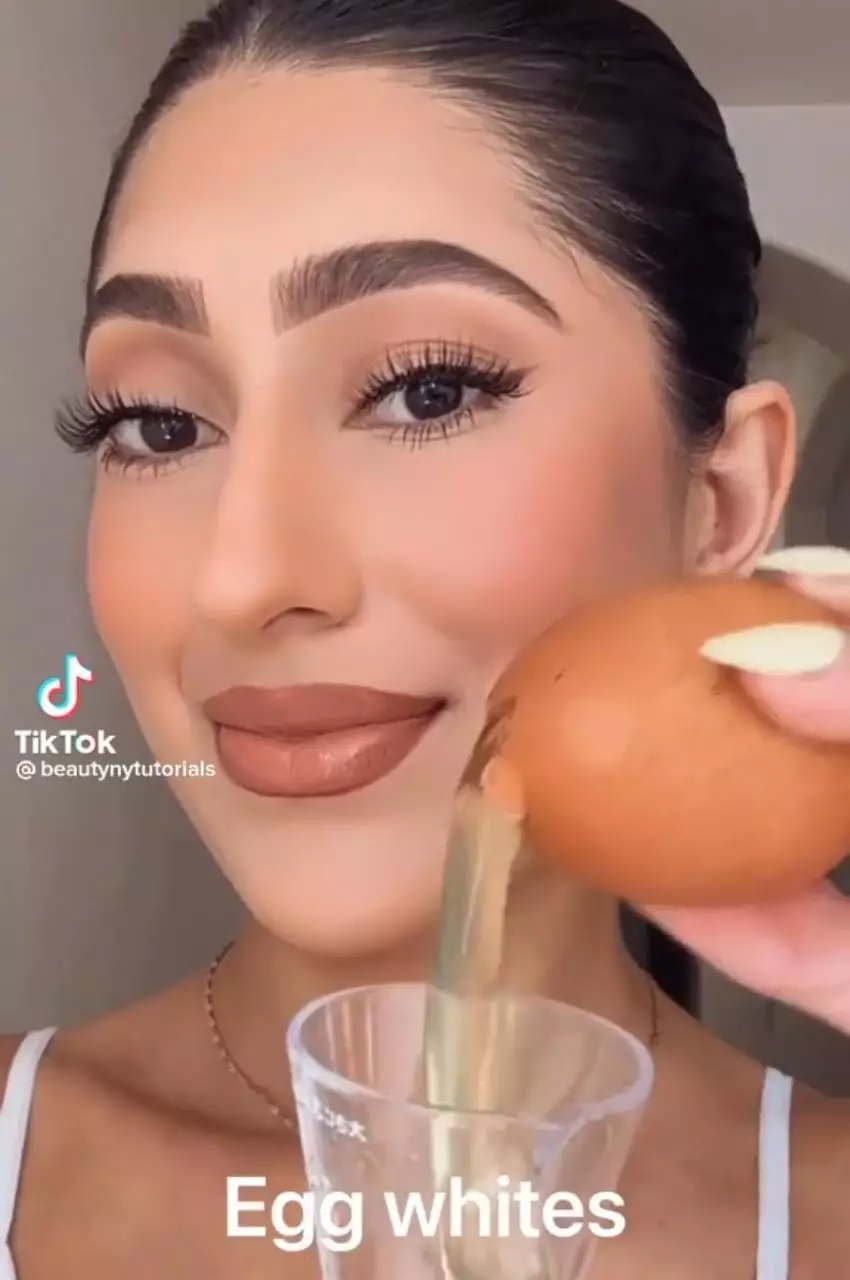 mencerahkan kulit ketiak yang gelap  © 2023 berbagai sumber