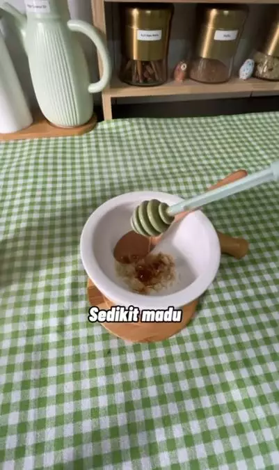 Cara membuat masker agar wajah awet muda pakai 1 jenis bunga Berbagai sumber