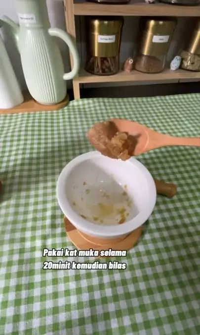 Cara membuat masker agar wajah awet muda pakai 1 jenis bunga Berbagai sumber