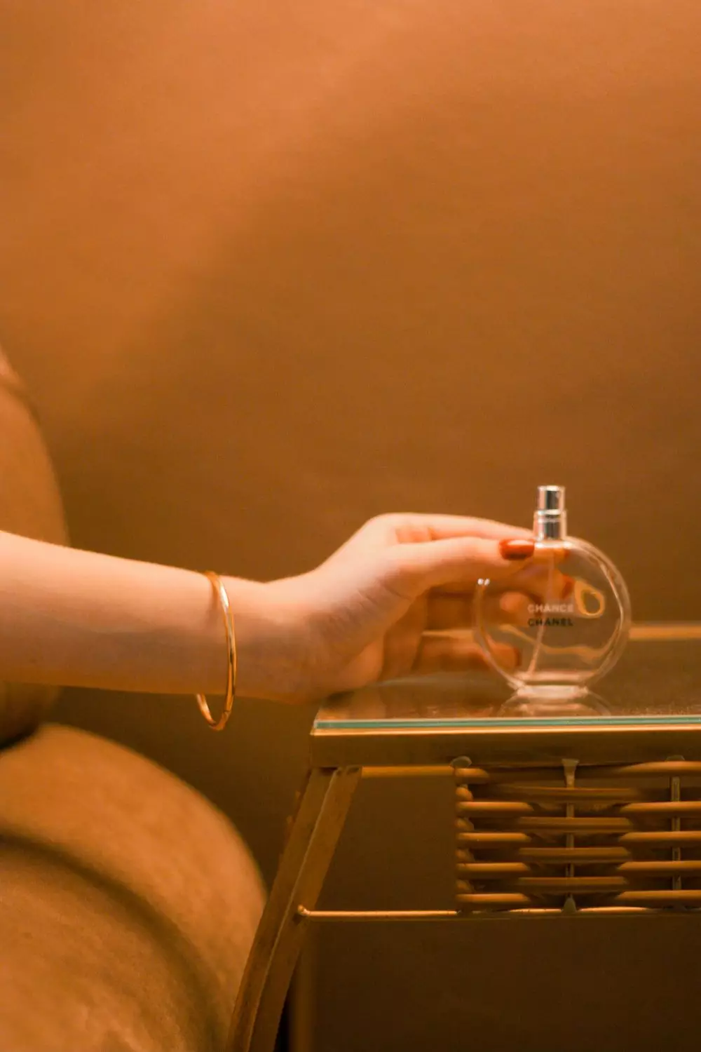 trik memakai parfum yang tepat agar tubuh wangi seharian © 2023 brilio.net