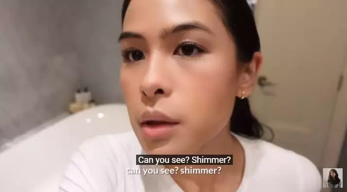 makeup simpel ala Maudy Ayunda berbagai sumber makeup simpel ala Maudy Ayunda berbagai sumber