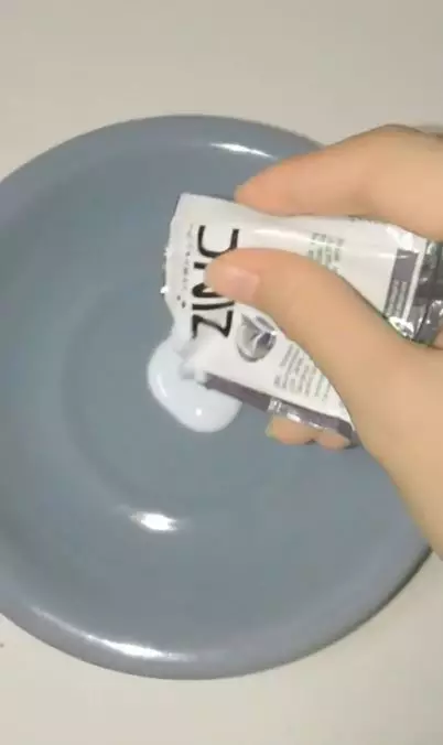 Trik keramas pakai 1 bahan dapur yang bikin rambut jadi halus dan tebal Berbagai sumber