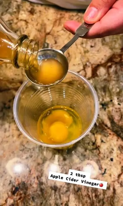 Cara membuat hair mask untuk rawat rambut diwarnai pakai 3 bahan alami Berbagai sumber