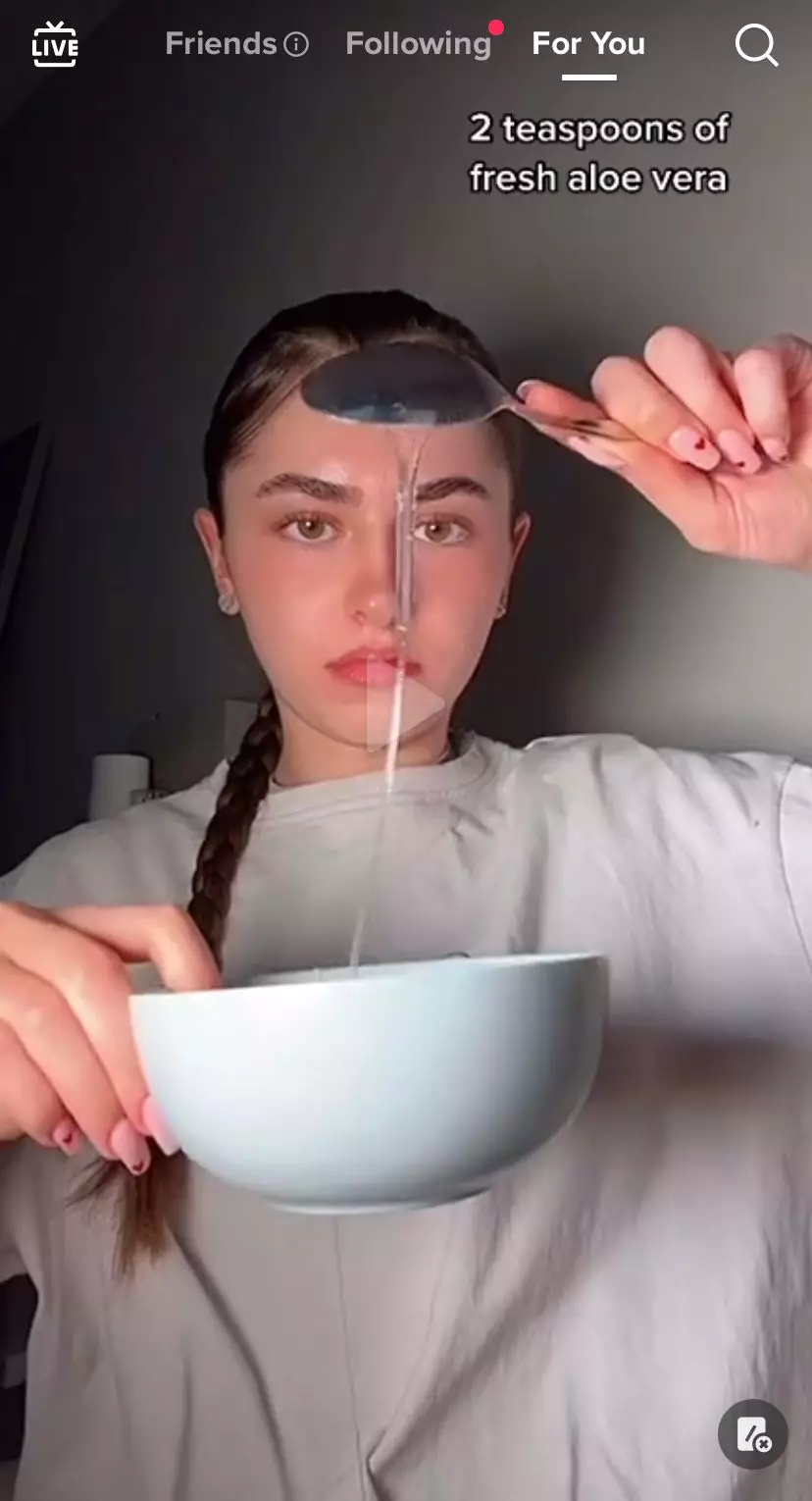 cara atasi jerawat © 2023 brilio.net cara atasi jerawat © 2023 brilio.net