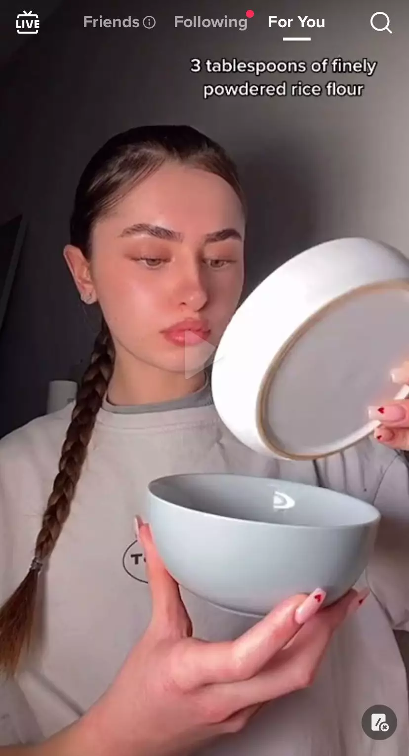 cara atasi jerawat © 2023 brilio.net cara atasi jerawat © 2023 brilio.net