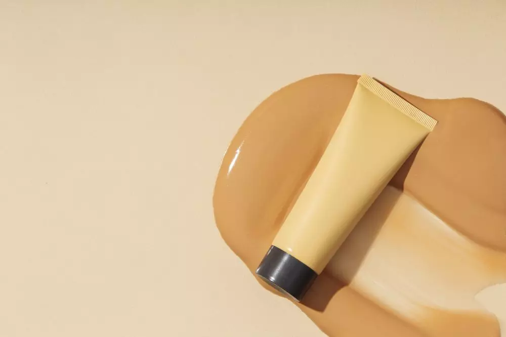 cocktailing makeup © 2023 berbagai sumber