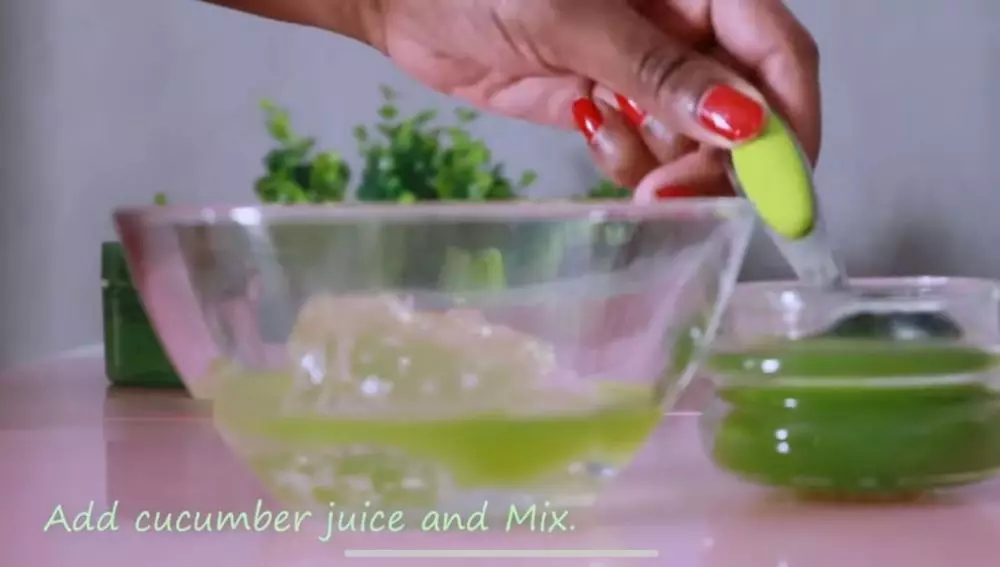 Bantu samarkan lingkaran hitam dan antikering © 2023 brilio.net