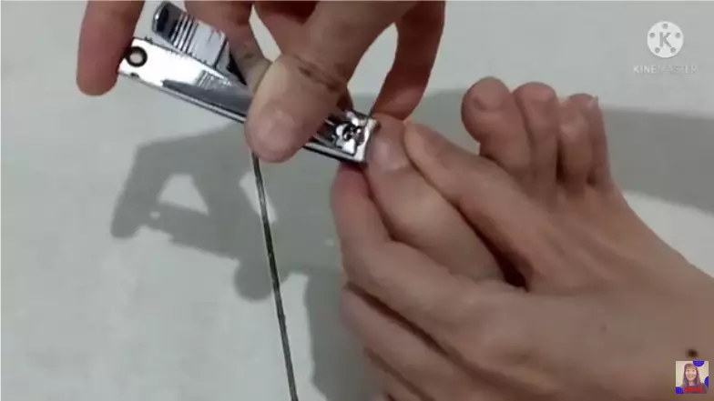 trik memotong kuku kaki berbagai sumber