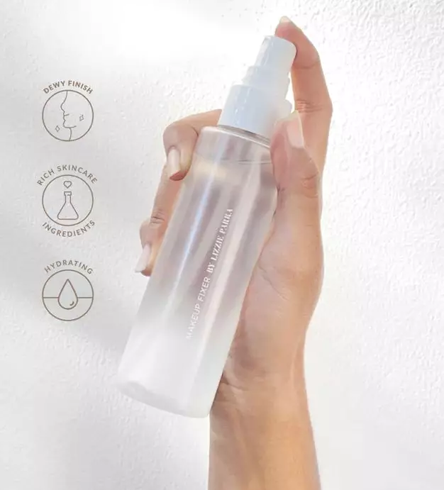 9 Rekomendasi setting spray untuk kulit kering © berbagai sumber 9 Rekomendasi setting spray untuk kulit kering © berbagai sumber