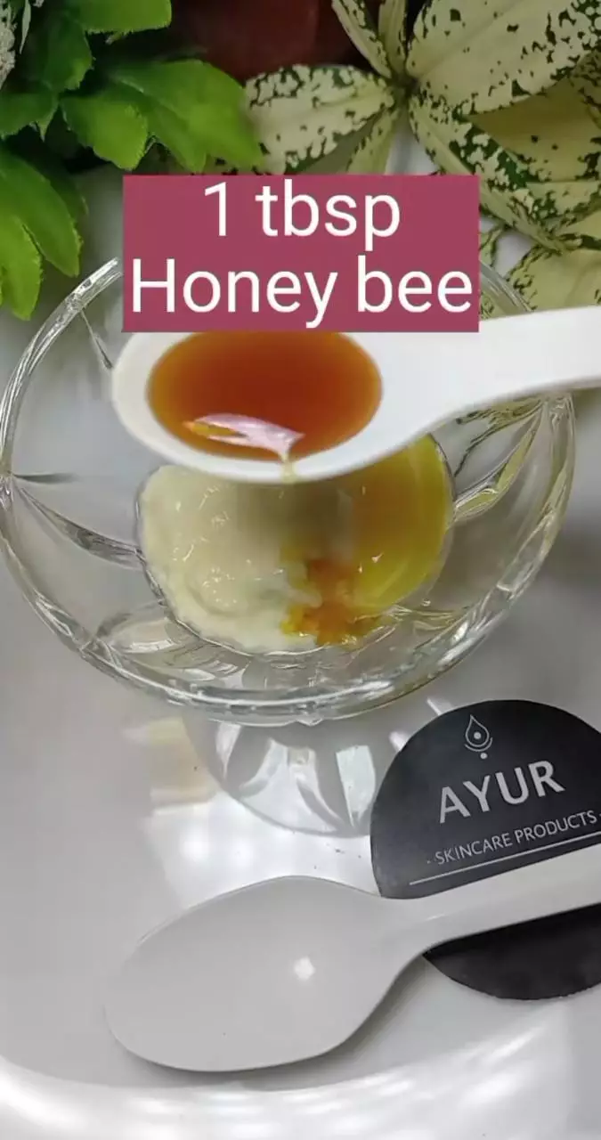 masker wajah ala cewek Jepang dengan 4 bahan alami © 2023 brilio.net masker wajah ala cewek Jepang dengan 4 bahan alami © 2023 brilio.net