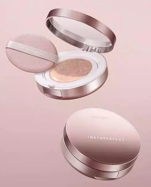 9 Rekomendasi foundation Wardah © berbagai sumber