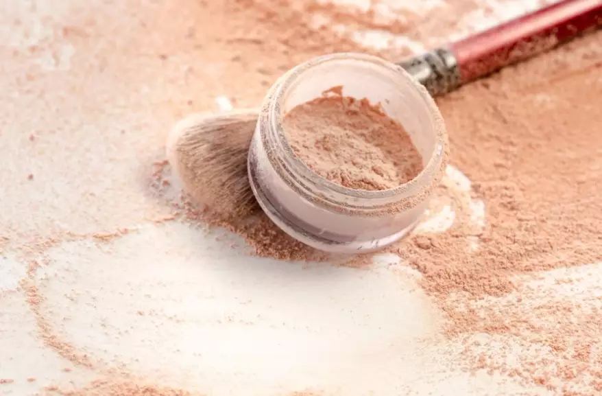 Kesalahan pakai compact powder Istimewa