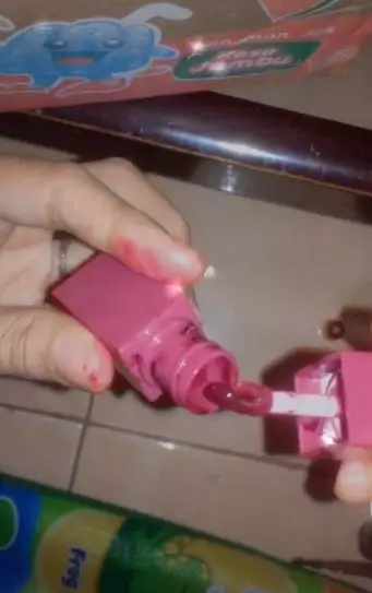 trik atasi lip tint yang sudah habis berbagai sumber trik atasi lip tint yang sudah habis berbagai sumber