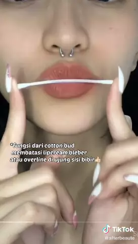 trik mudah aplikasikan lip cream berbagai sumber trik mudah aplikasikan lip cream berbagai sumber