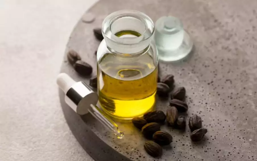 Cara membuat body oil pakai 5 bahan alami Berbagai sumber