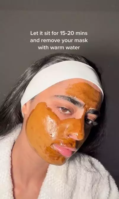 Trik menghaluskan tekstur wajah agar kembali mulus pakai 3 bahan dapur Berbagai sumber