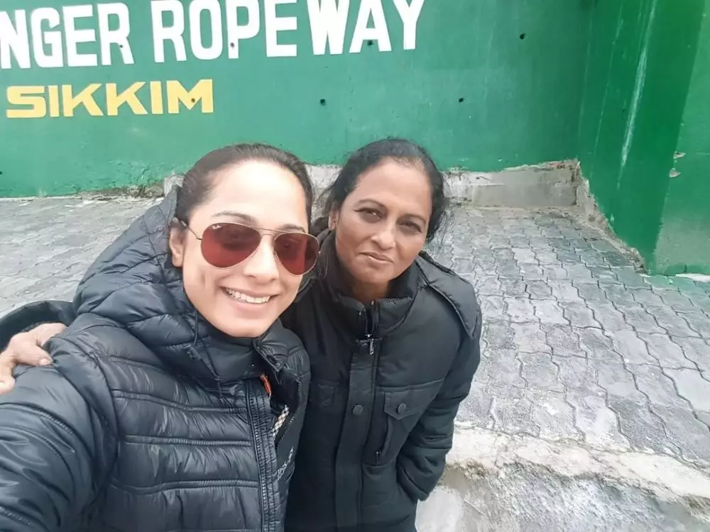 pemeran leela saudara perempuan dutta di nakusha © berbagai sumber