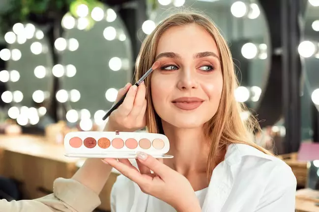 makeup ala Tiara Andini  berbagai sumber