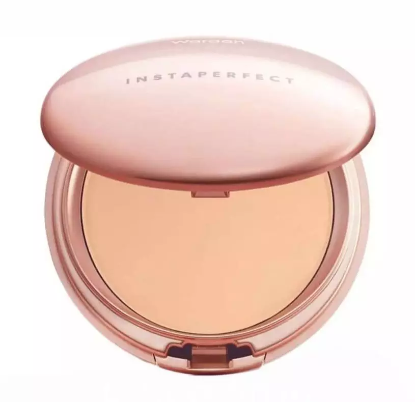 Rekomendasi bedak Wardah untuk kulit berminyak © 2023 brilio.net Rekomendasi bedak Wardah untuk kulit berminyak © 2023 brilio.net