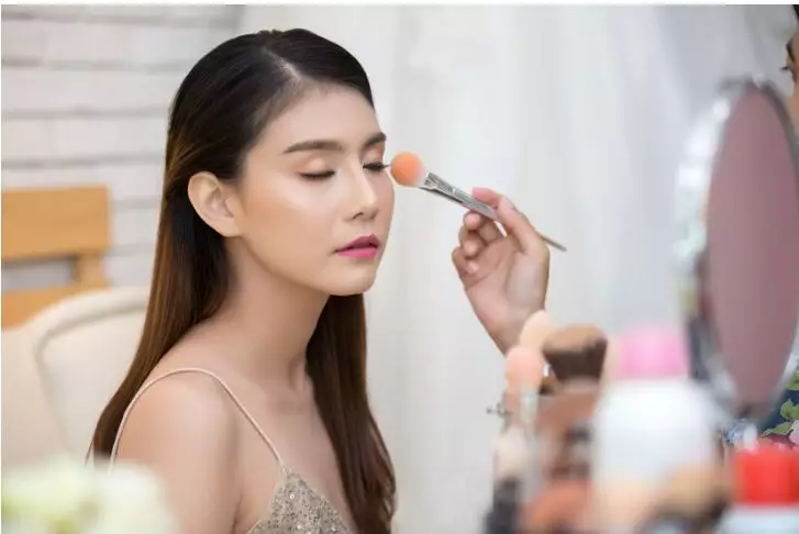 daily makeup ala Lesti Kejora berbagai sumber daily makeup ala Lesti Kejora berbagai sumber
