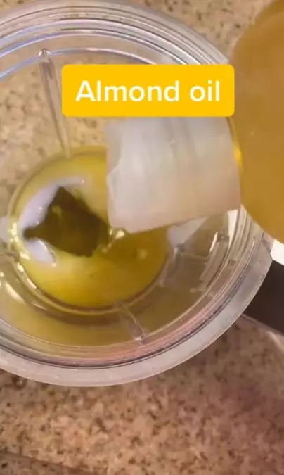 Cara menyuburkan rambut pakai deep conditioner dari 4 bahan alami Berbagai sumber