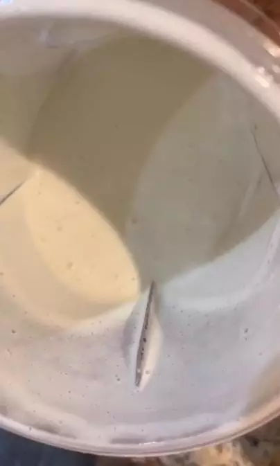 Cara menyuburkan rambut pakai deep conditioner dari 4 bahan alami Berbagai sumber