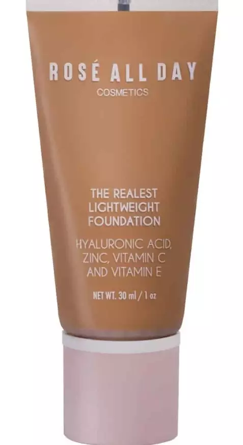 Rekomendasi foundation untuk kulit berjerawat © berbagai sumber Rekomendasi foundation untuk kulit berjerawat © berbagai sumber