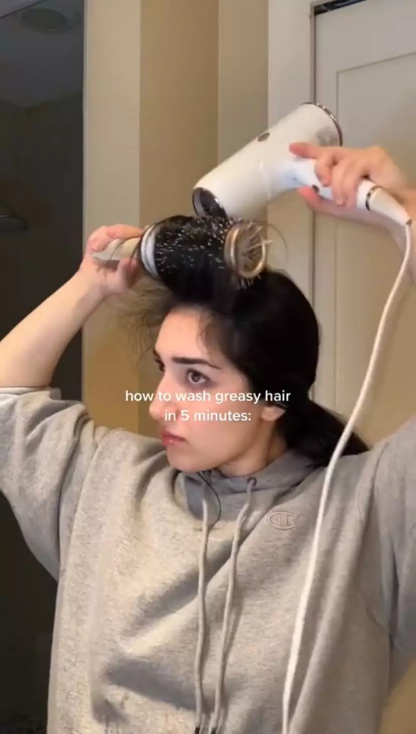 trik atasi rambut berminyak © berbagai sumber trik atasi rambut berminyak © berbagai sumber